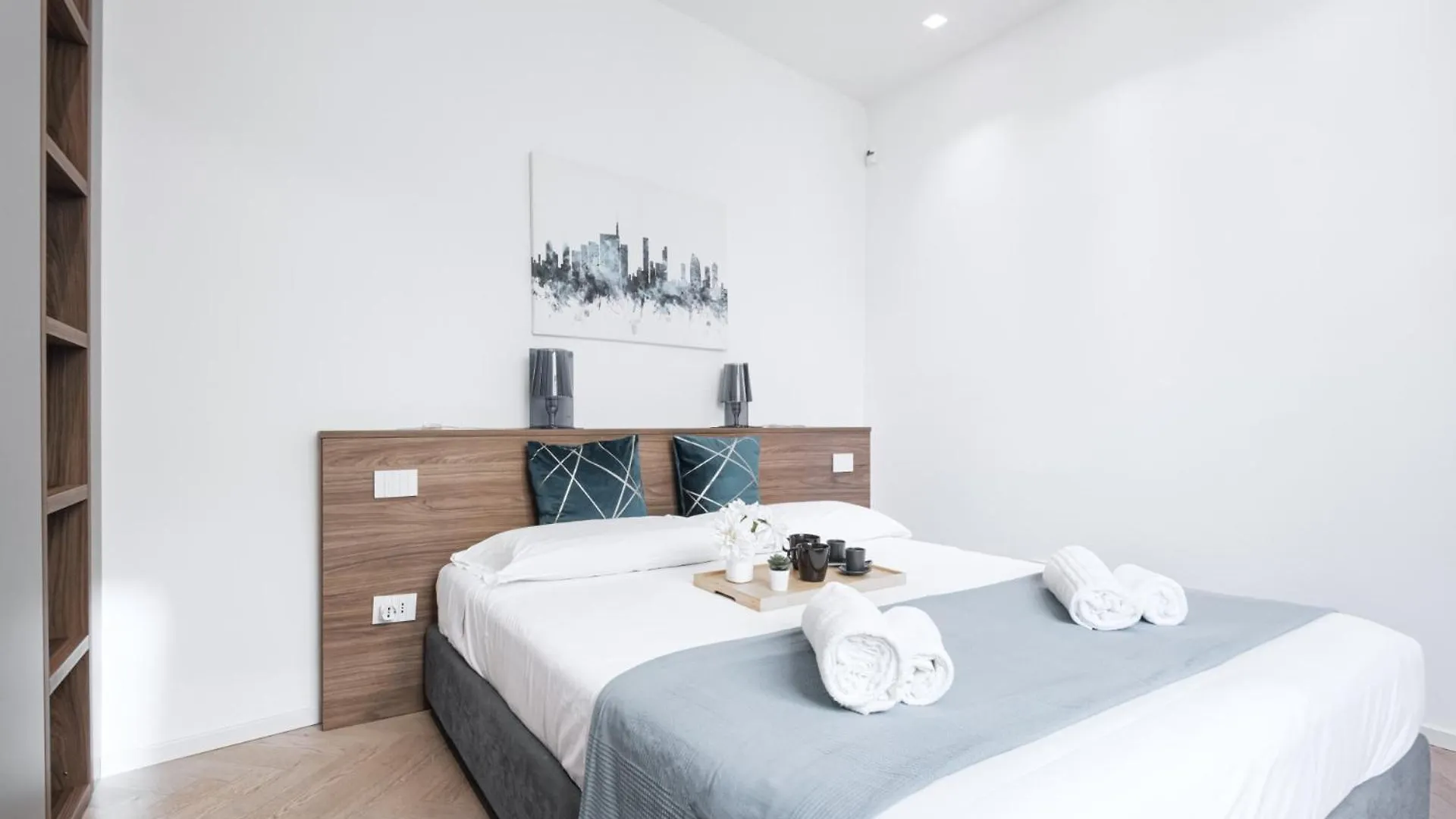 Easylife - Gioello Con Terrazzo Vicino Al Duomo Apartment Milan Italy